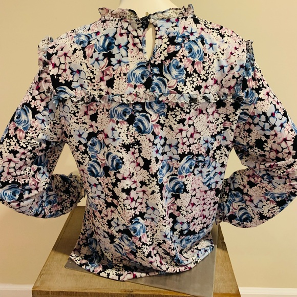 Long sleeve knit top - Picture 2 of 4